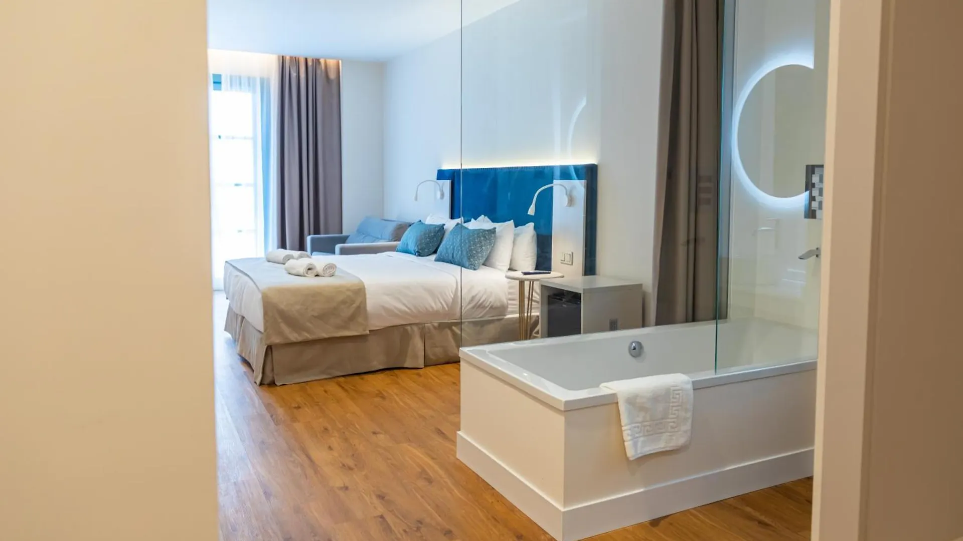 Hotel Boutique La Brisa Del Mar Estepona 3*,  Španělsko